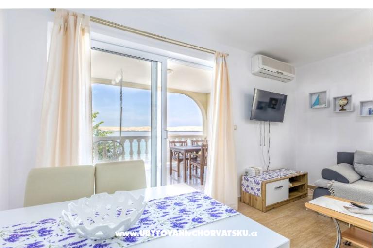 Beachfront Apartmány Laszlo – foto 4