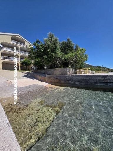 Beachfront Apartmány Laszlo – foto 9