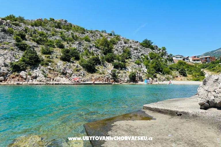 Beachfront Dom Robert s bazénom – foto 15