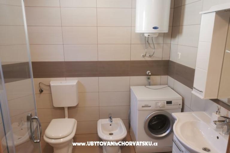 Beachfront Dom Robert s bazénom – foto 6