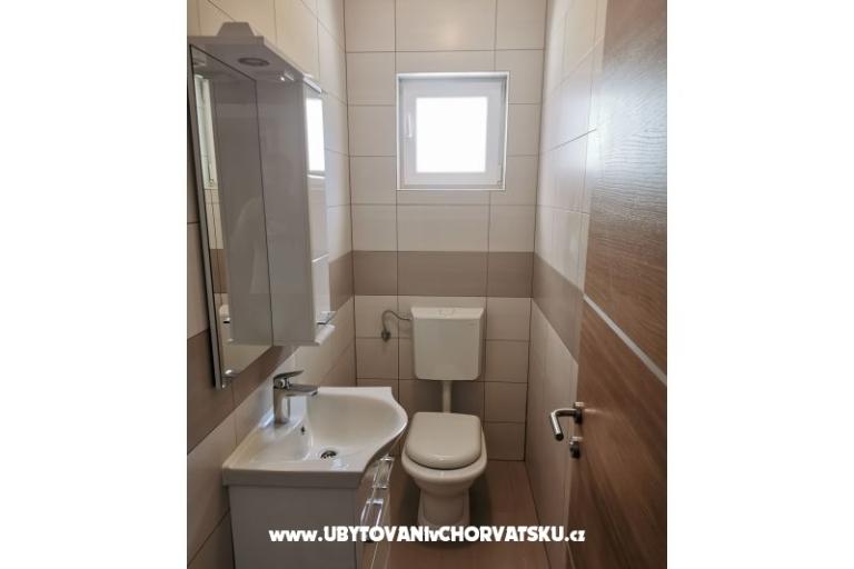 Beachfront Dom Robert s bazénom – foto 7