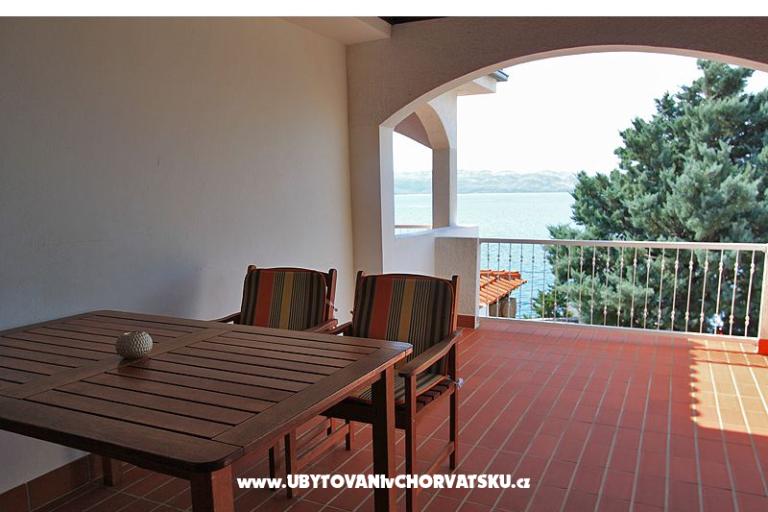 Beachfront Dom Isabella – foto 12