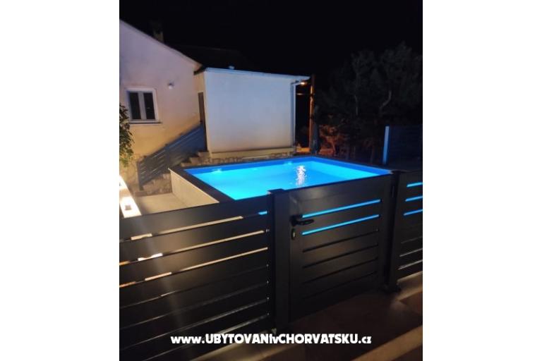 Beachfront Holiday Dom Ivana with – foto 7