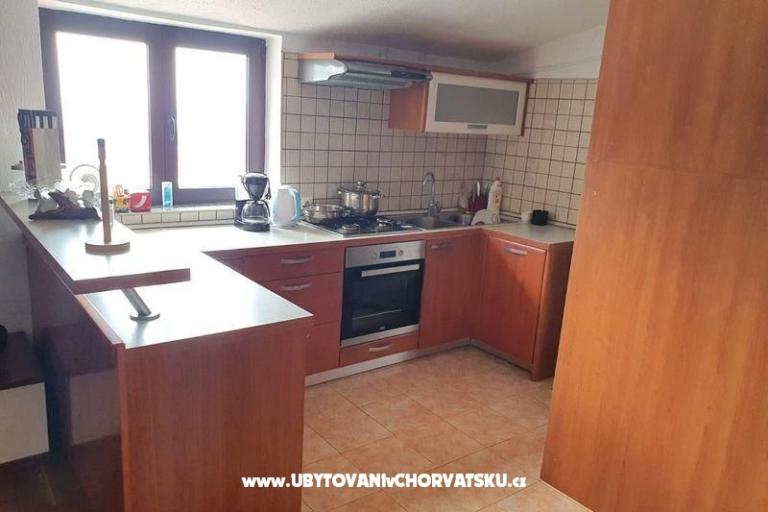 Villa Robert 2 s bazénom Cesarica – foto 3