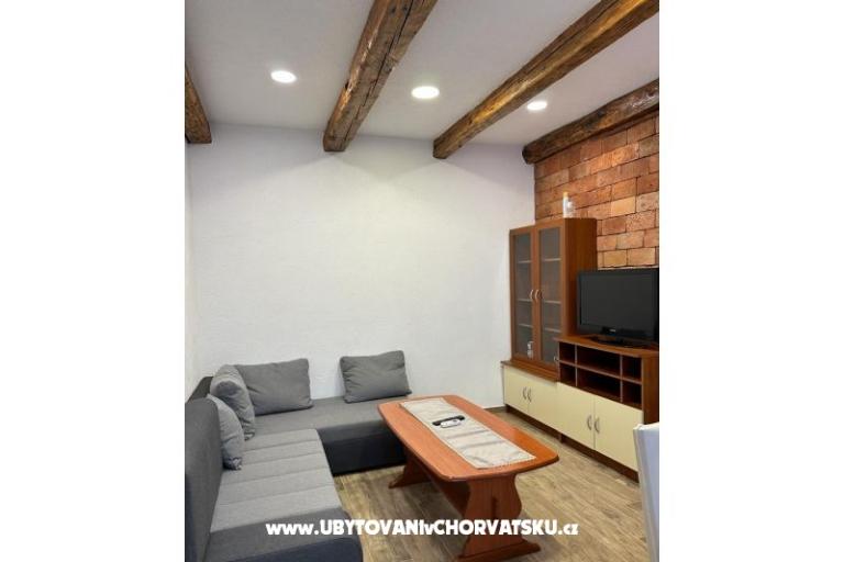 Villa Robert 2 s bazénom Cesarica – foto 4