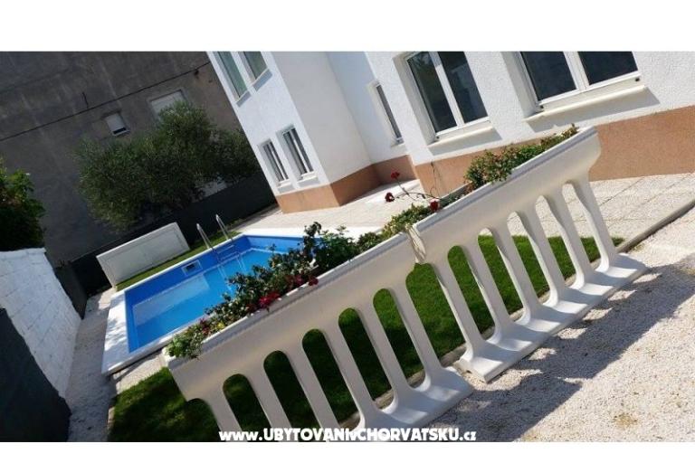 Apartmány Karadza – foto 3