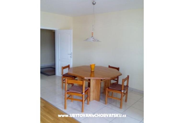 Apartmány Kastel Stari – foto 16