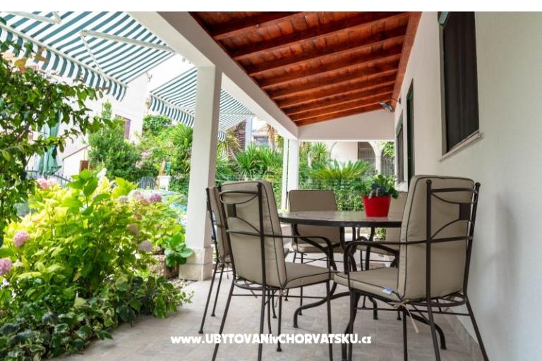 Flower Apartmán – foto 7