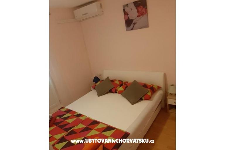 Holiday Home Sara- Kastel Stafilic – foto 11