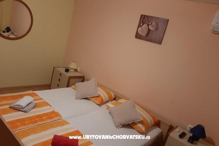 Holiday Home Sara- Kastel Stafilic – foto 13