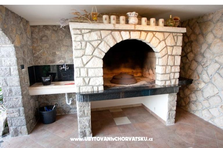 Lucia Apartmány – foto 9