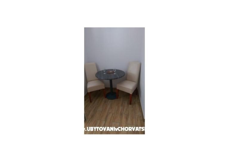 Apartmány Dina – foto 4