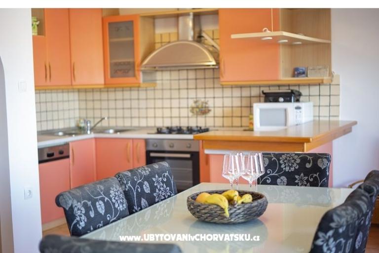 Apartmány Luny Makarska – foto 4