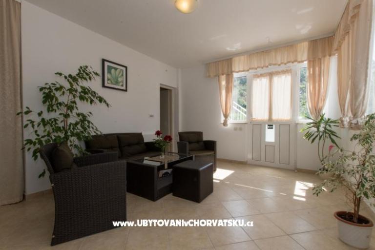 Downtown Apartmány + Free Parking – foto 4