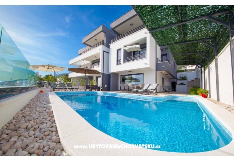 Apartmány s bazénom – foto 7