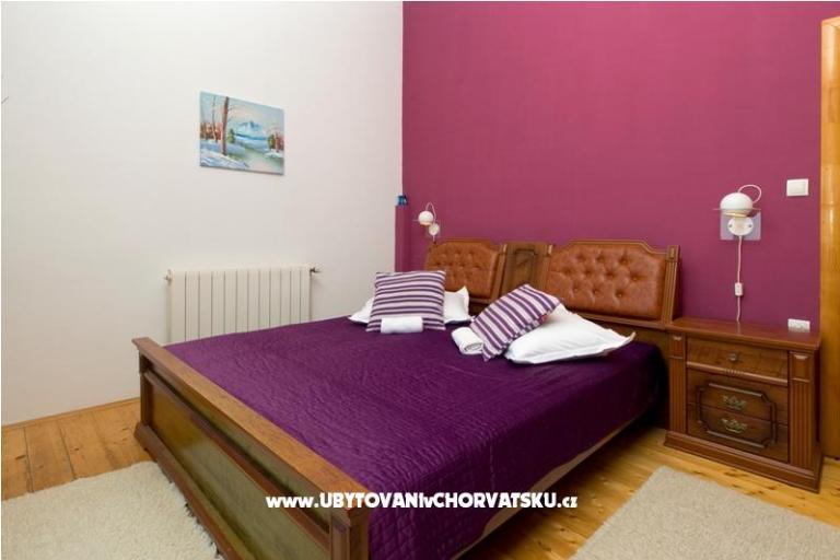 De Lux Apartmány-SWIMMING POOL – foto 9