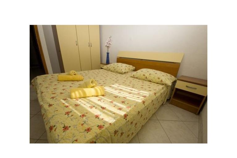 Apartmány Dinko s grijanim bazenom – foto 17