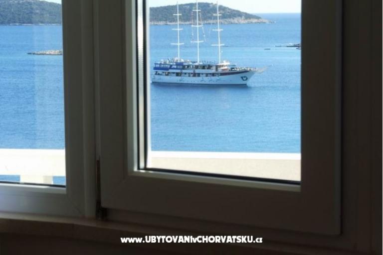 Apartmány Villa MANDINA s bazénom – foto 10