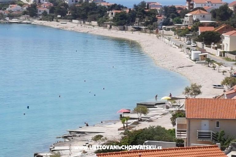 Apartmány Villa MANDINA s bazénom – foto 9