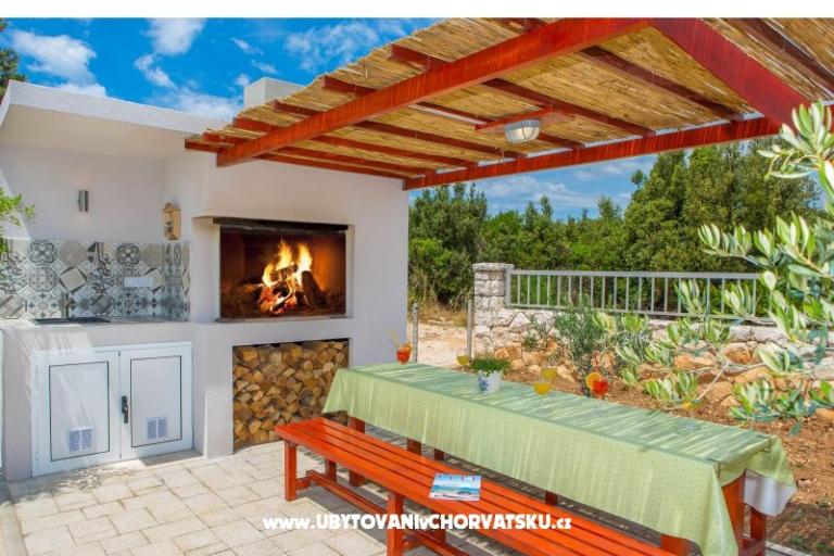 Apartmány Vila Nena s bazénom – foto 9