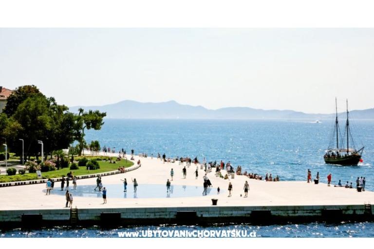 Central Apartmán with Balcony – foto 10