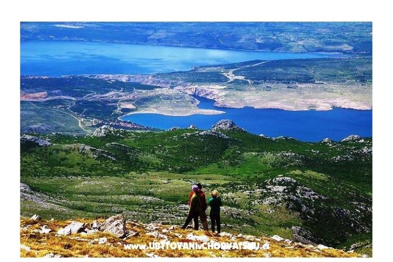 Central Apartmán with Balcony – foto 14