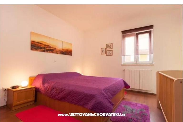 Apartmán Oliva D1 s bazénom – foto 13