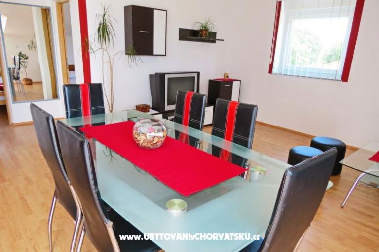 Apartmány Tena – foto 15