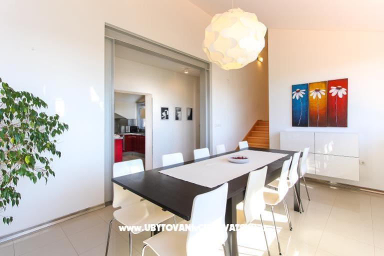 Comtemporary Apartmán – foto 11