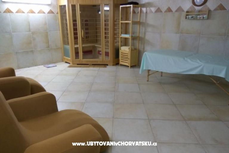 Villa Luka - jacuzzi, pool, sauna – foto 7