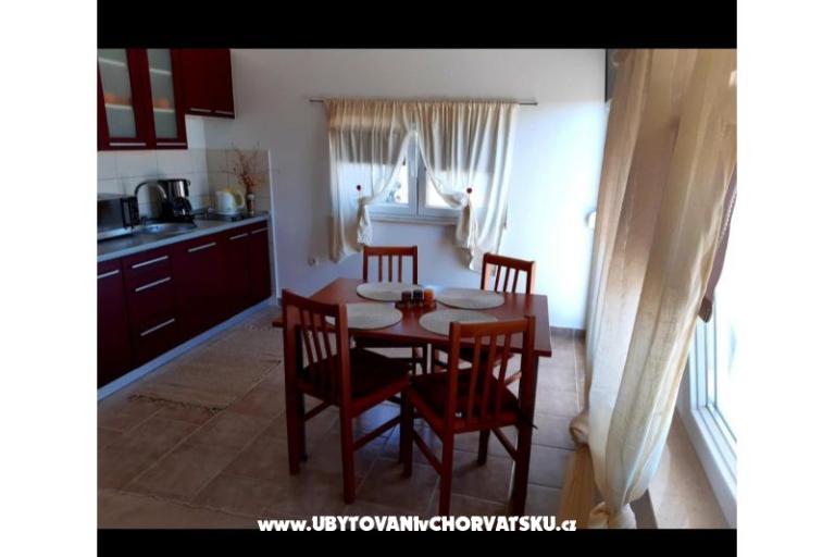 Apartmány AS sa bazenom – foto 22