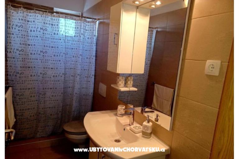 Apartmány AS sa bazenom – foto 34