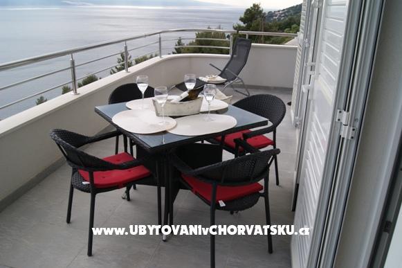 4**** apartments s bazénom  – foto 8