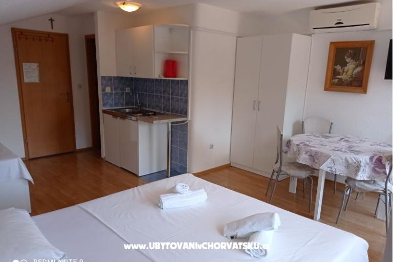 Apartmány Mihovil – foto 12
