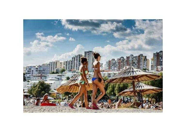 Apartmán Dodo s bazénom – foto 16