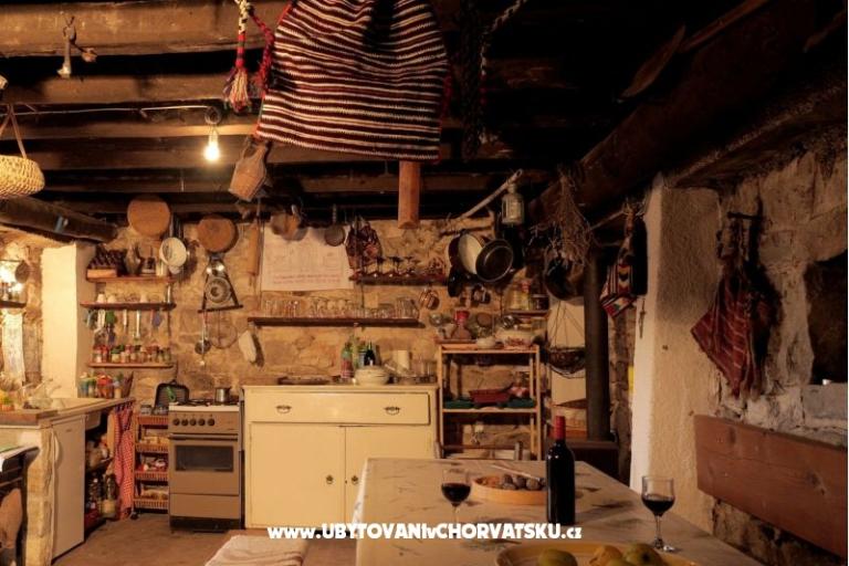 Kamenný dom – foto 13