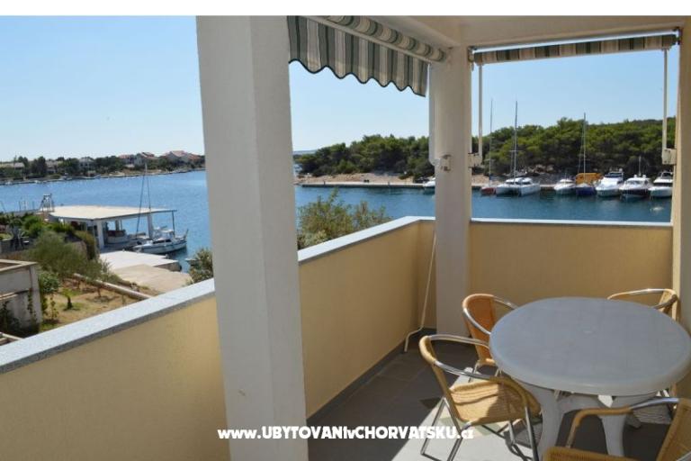 Apartmány Lovro Pag – foto 8