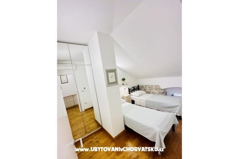 Kamenný dom Pakostane – foto 7