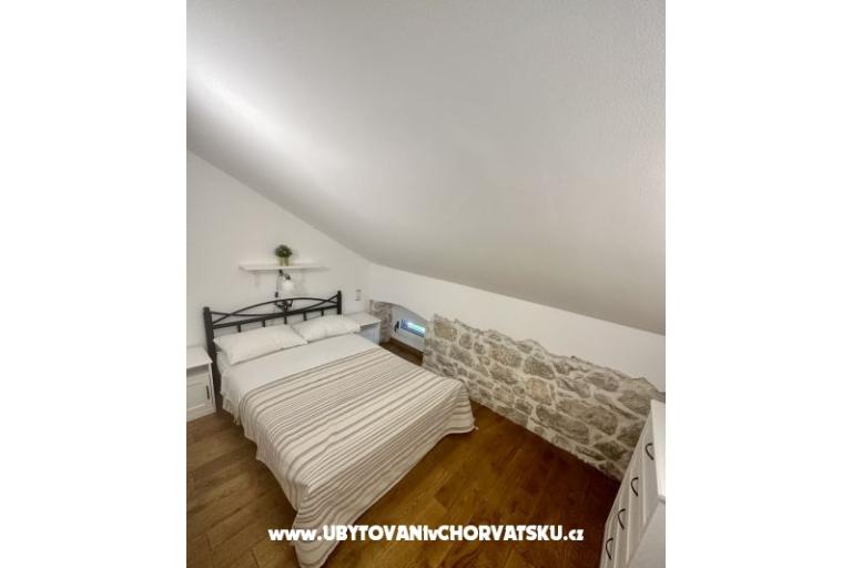 Kamenný dom Pakostane – foto 8
