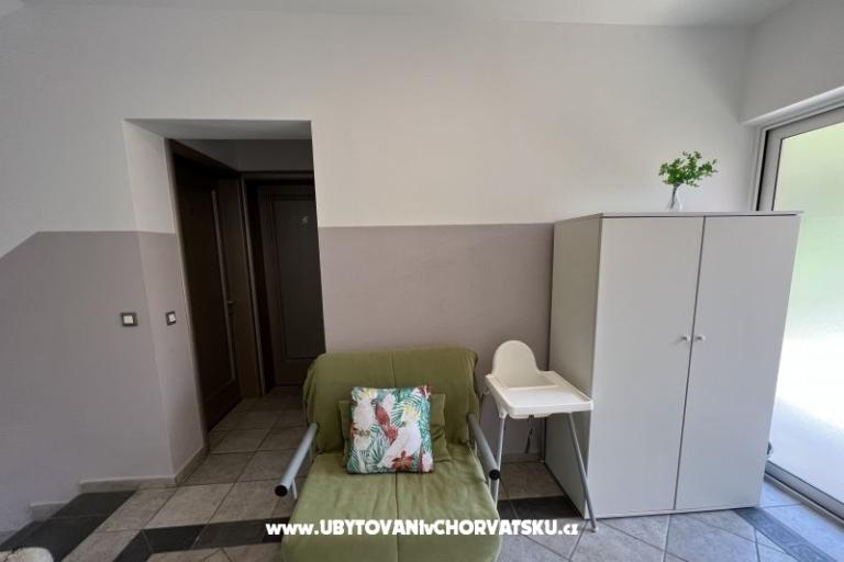 Apartmány s bazénom Villa Julia 3  – foto 16