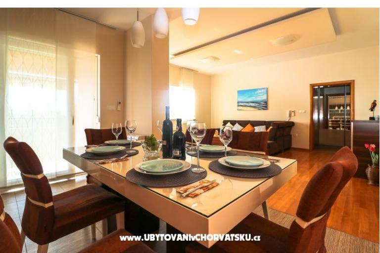  Dom s bazénom - Villa Marijana  – foto 10