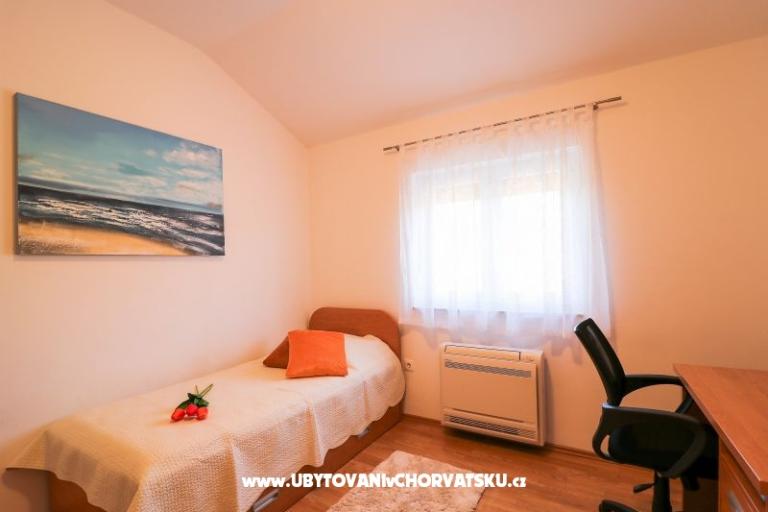  Dom s bazénom - Villa Marijana  – foto 13