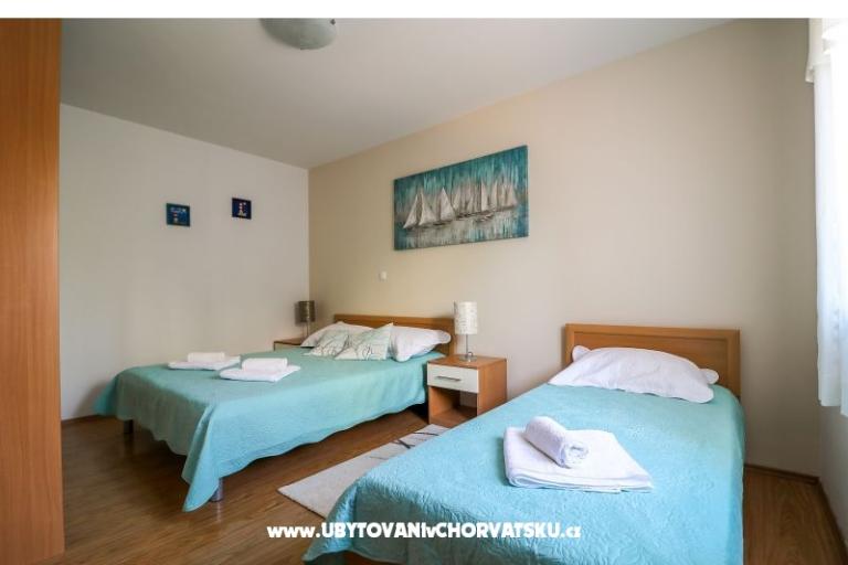  Dom s bazénom - Villa Marijana  – foto 17