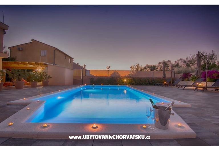  Dom s bazénom - Villa Marijana  – foto 2