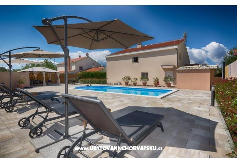  Dom s bazénom - Villa Marijana  – foto 3