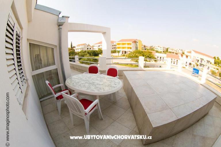 Apartmány Pirovac – foto 11