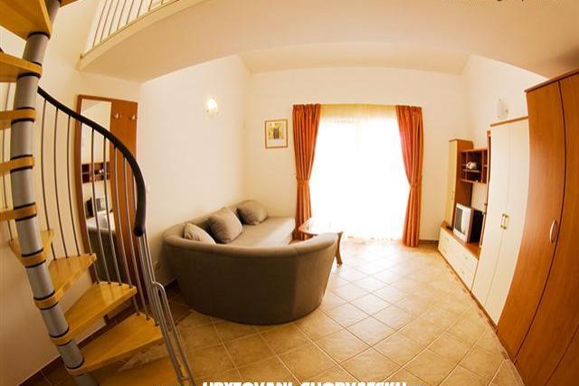 Apartmány Pirovac – foto 12