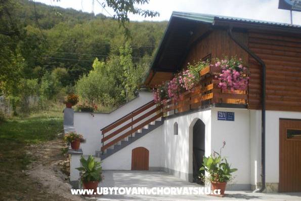 Dom Omorika – foto 2
