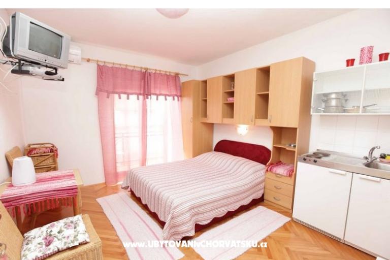 Apartmány Holiday – foto 11