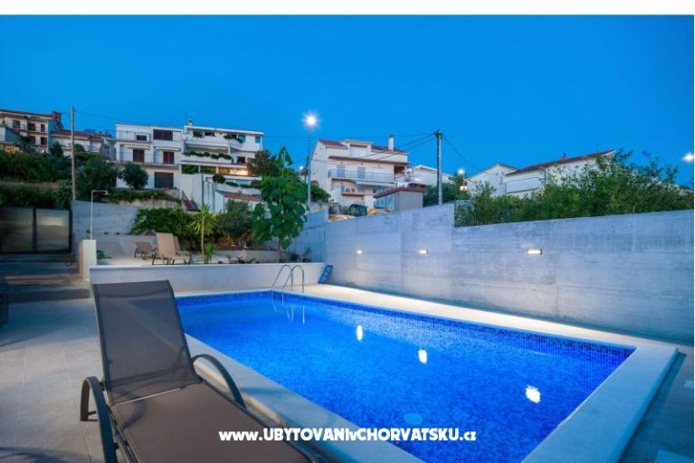 Apartmány s bazenom Cvita/Podstrana – foto 16